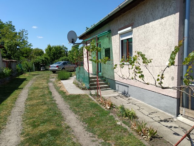 Eladó családi ház, Erdőtelken, Erkel Ferenc utcában 20 M Ft