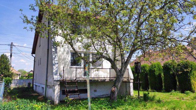 Eladó családi ház, Halásztelken 65 M Ft, 4 szobás