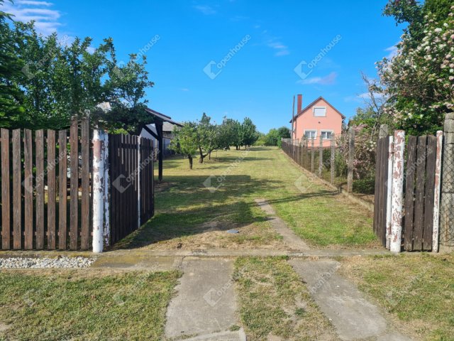Eladó telek, Győrújbaráton 16.9 M Ft / költözzbe.hu