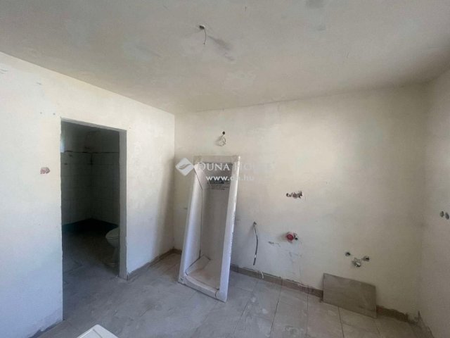Eladó családi ház, Gödöllőn 55 M Ft, 3 szobás