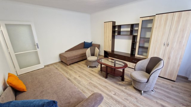 Kiadó téglalakás, albérlet, Győrött 130 E Ft / hó, 1 szobás
