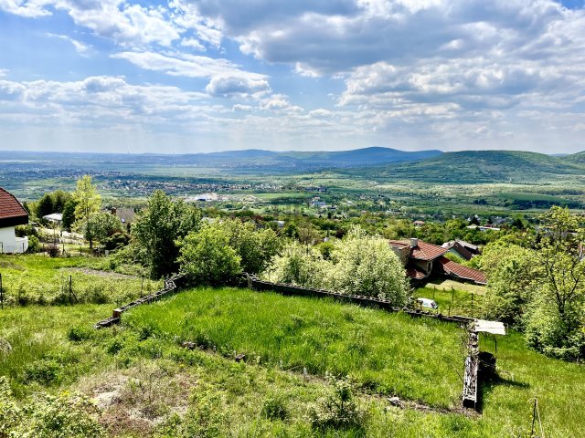 Eladó telek, Szentendrén 51 M Ft / költözzbe.hu