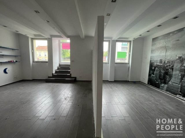 Eladó üzlethelyiség, Szegeden 51.5 M Ft, 2 szobás