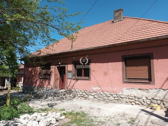 Eladó családi ház, Szilvásváradon 39.9 M Ft, 4 szobás