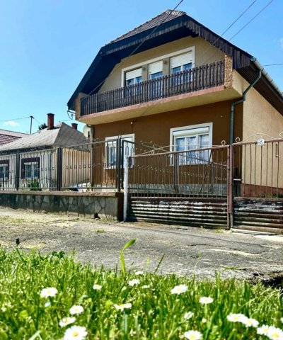 Eladó családi ház, Gelsén 46.6 M Ft, 5 szobás