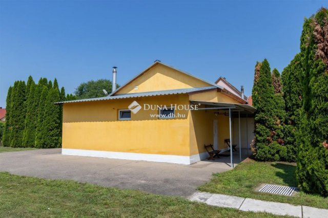 Eladó ipari ingatlan, Solton 565.6 M Ft / költözzbe.hu