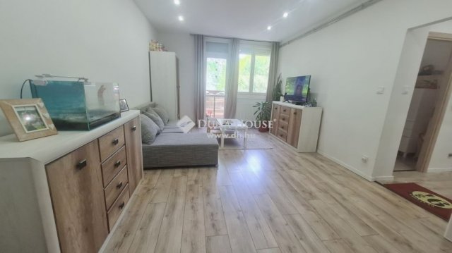 Eladó téglalakás, Zalaegerszegen 55 M Ft, 4 szobás