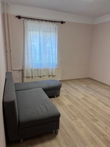 Kiadó téglalakás, albérlet, Oroszlányban 120 E Ft / hó