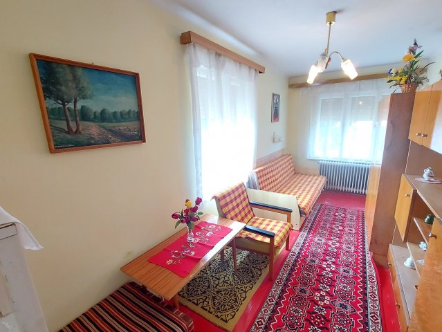 Eladó családi ház, Holládon 14.99 M Ft, 3 szobás