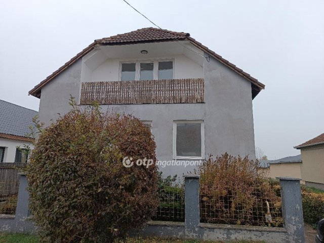 Eladó családi ház, Mátészalkán 37 M Ft, 3 szobás