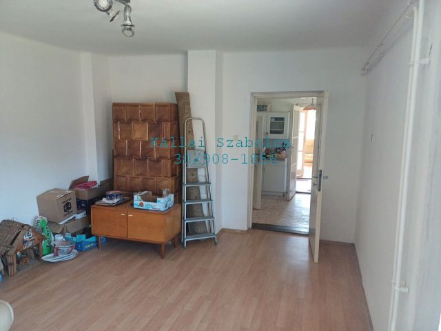 Eladó családi ház, Nyíregyházán 37.5 M Ft, 2 szobás