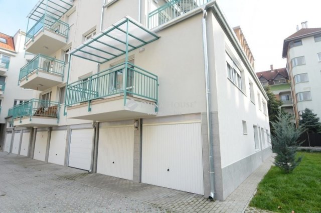 Kiadó téglalakás, albérlet, Kecskeméten 230 E Ft / hó