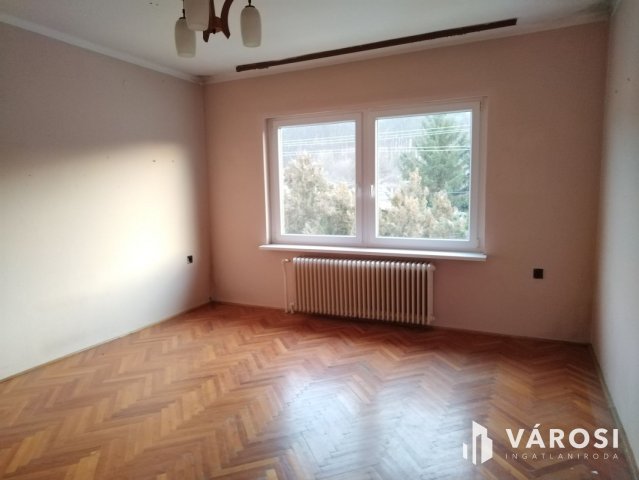 Eladó családi ház, Salgótarjánban 27.9 M Ft, 4+1 szobás