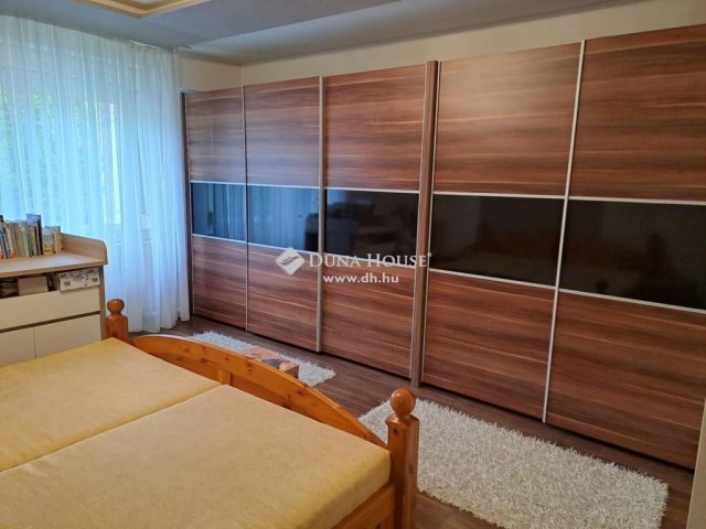 Eladó családi ház, Jánoshalmán 34.5 M Ft, 3 szobás
