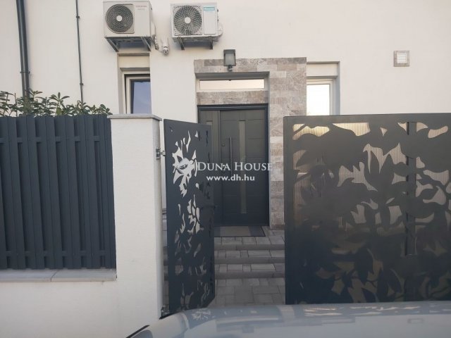 Eladó ikerház, Dunaharasztin 97 M Ft, 5 szobás