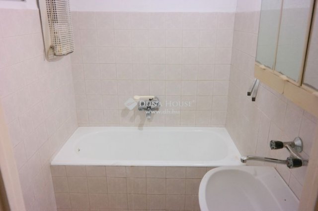 Eladó családi ház, Budapesten, XX. kerületben 41.9 M Ft
