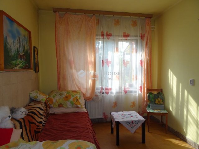 Eladó családi ház, Érden, Tárnoki úton 43 M Ft, 3 szobás