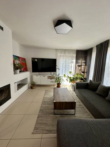 Kiadó családi ház, albérlet, Nagykovácsiban 850 E Ft / hó
