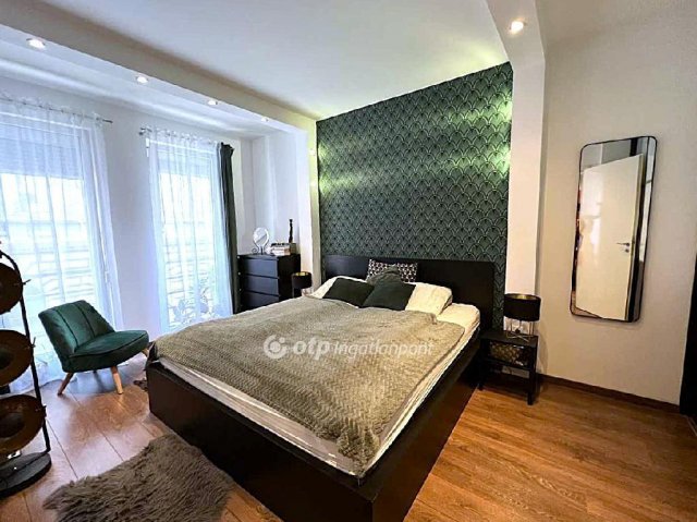Eladó téglalakás, Budapesten, VI. kerületben 84.99 M Ft