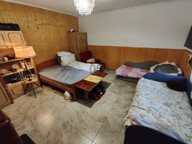 Eladó családi ház, Ősin 28.5 M Ft, 2 szobás