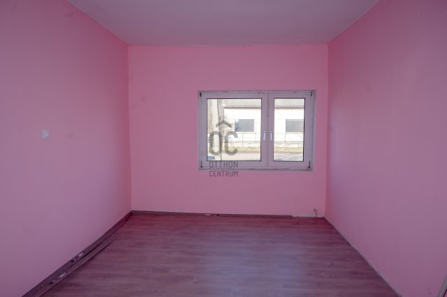 Eladó családi ház, Püspökladányban 11.9 M Ft, 4 szobás