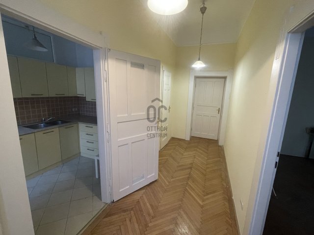 Eladó téglalakás, Budapesten, V. kerületben 129 M Ft, 3 szobás