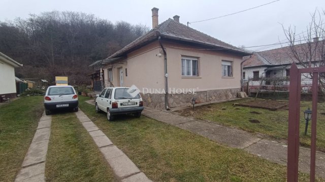 Eladó családi ház, Sülysápon 79.9 M Ft, 5 szobás