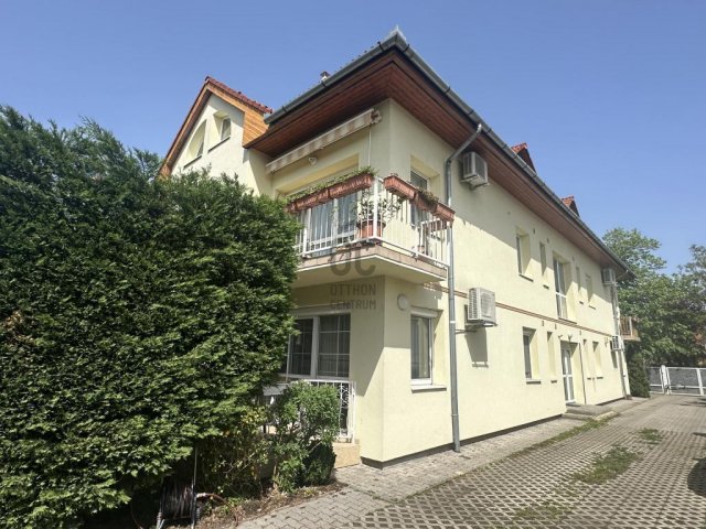 Eladó téglalakás, Budapesten, XVIII. kerületben 110 M Ft