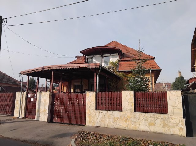 Eladó családi ház, Budapesten, XV. kerületben 195.5 M Ft