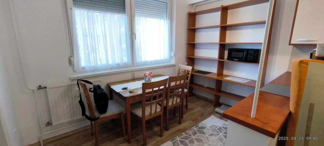 Kiadó panellakás, albérlet, Debrecenben, Görgey utcában
