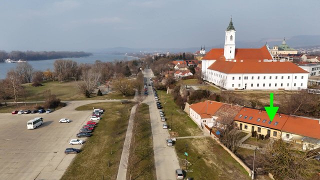 Eladó téglalakás, Vácon 49.9 M Ft, 1 szobás