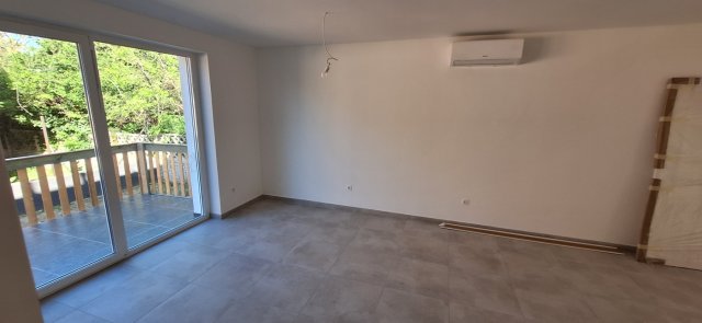 Eladó ikerház, Gödöllőn 104.99 M Ft, 4 szobás