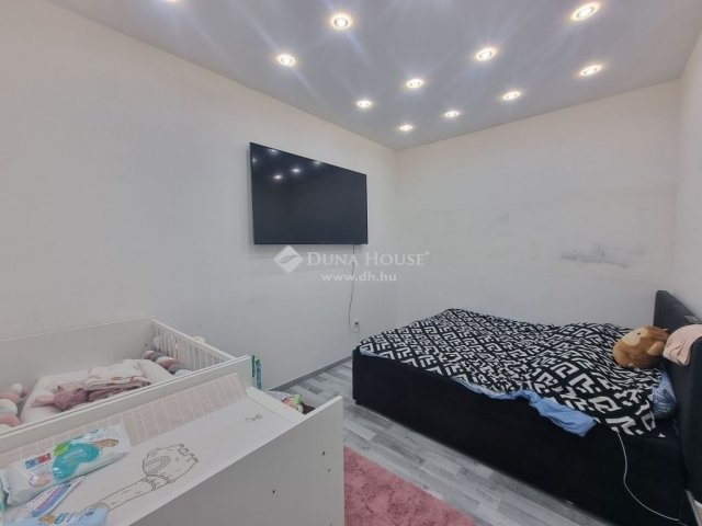 Eladó családi ház, Budapesten, XVIII. kerületben 44.9 M Ft