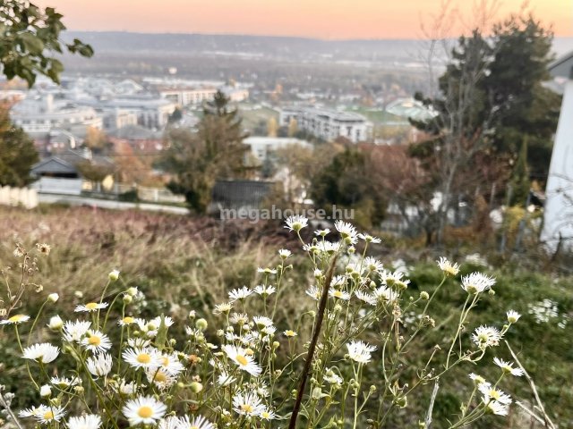 Eladó telek, Budaörsön 150 M Ft / költözzbe.hu