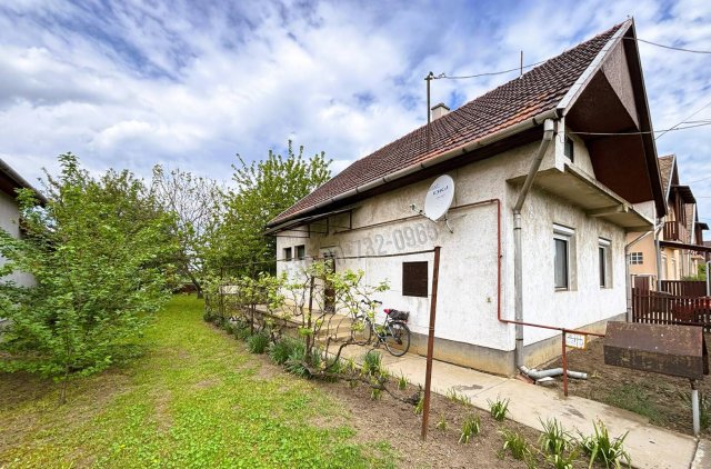 Eladó családi ház, Mezőberényben 18 M Ft, 3 szobás