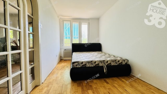 Eladó téglalakás, Nagykőrösön 29.9 M Ft, 3 szobás