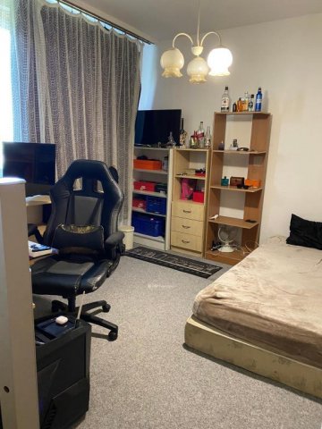 Eladó panellakás, Algyőn 49 M Ft, 2 szobás