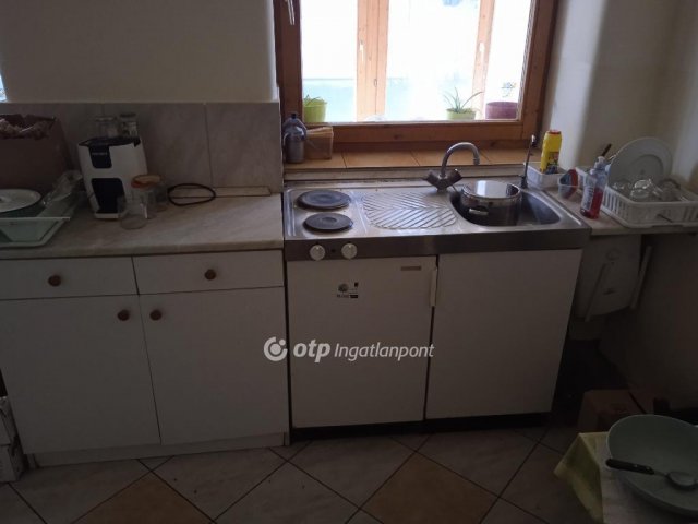 Eladó családi ház, Gyöngyösön 68 M Ft, 5 szobás