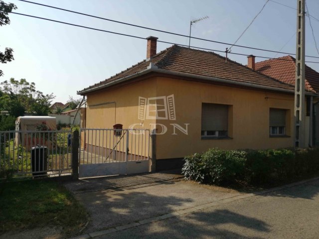 Eladó családi ház, Budapesten, XVII. kerületben 52.9 M Ft