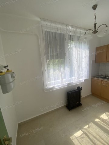 Kiadó panellakás, albérlet, Törökszentmiklóson 120 E Ft / hó
