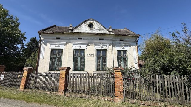 Eladó családi ház, Hegyhátsálon 12.9 M Ft, 2 szobás