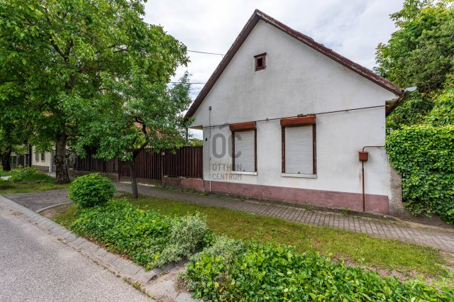 Eladó ikerház, Taksonyon 39.9 M Ft, 2 szobás