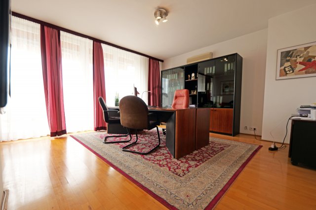 Eladó téglalakás, Budapesten, XI. kerületben 165 M Ft, 4 szobás