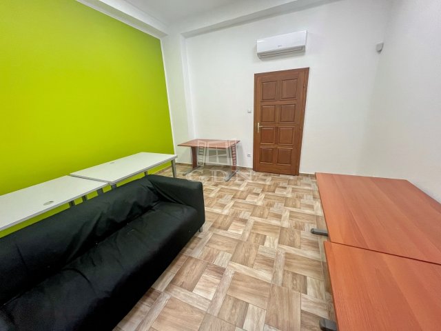 Kiadó iroda, Budapesten, IX. kerületben 90 E Ft / hó, 1 szobás