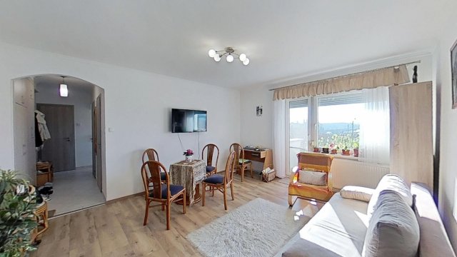 Eladó téglalakás, Veszprémben 62.9 M Ft, 2 szobás