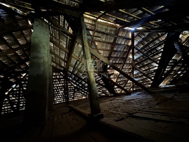 Eladó családi ház, Kőszárhegyen 39.9 M Ft, 4 szobás