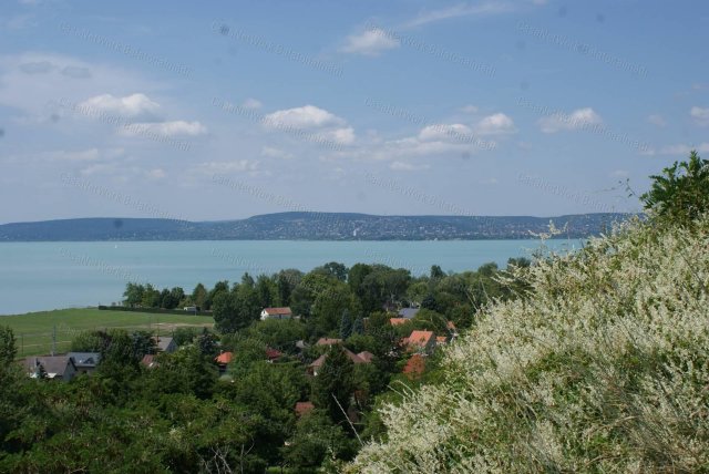 Eladó telek, Balatonkenesén 59.9 M Ft / költözzbe.hu