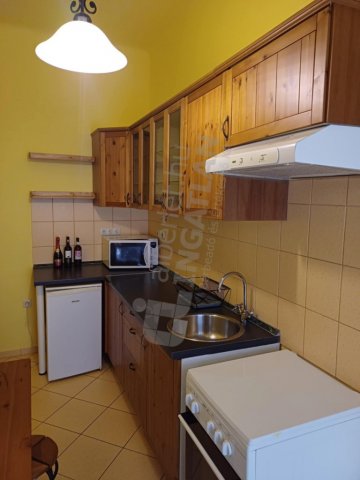 Kiadó téglalakás, albérlet, Budapesten, III. kerületben