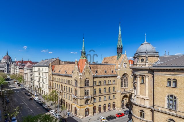 Kiadó téglalakás, albérlet, Budapesten, V. kerületben, 3 szobás