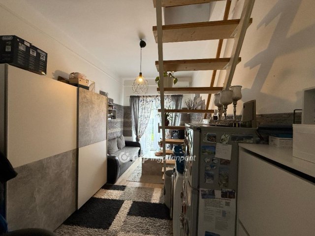 Eladó téglalakás, Budapesten, XVI. kerületben 46 M Ft, 2 szobás